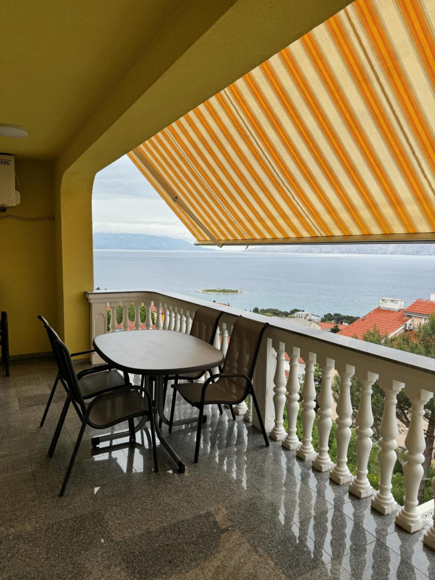 Apartamento Haus Ella Novi Vinodolski Exterior foto